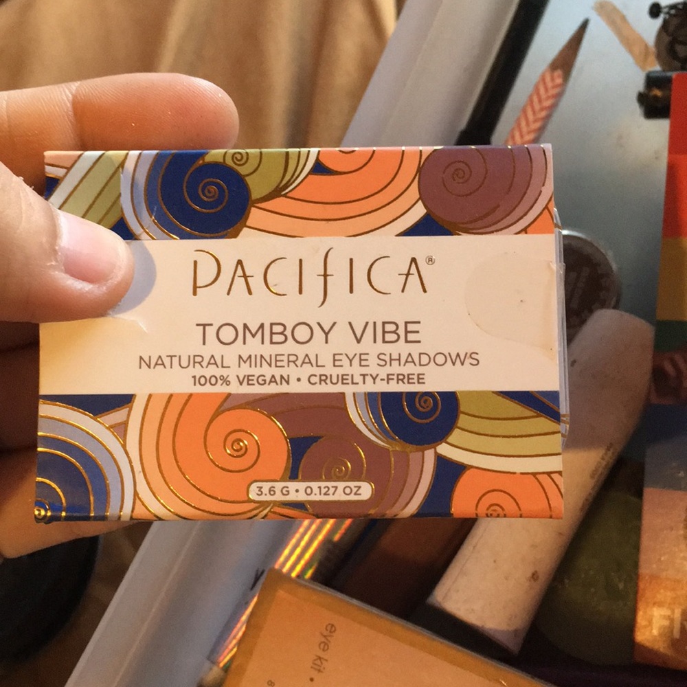 Pacifica Tomboy vibe